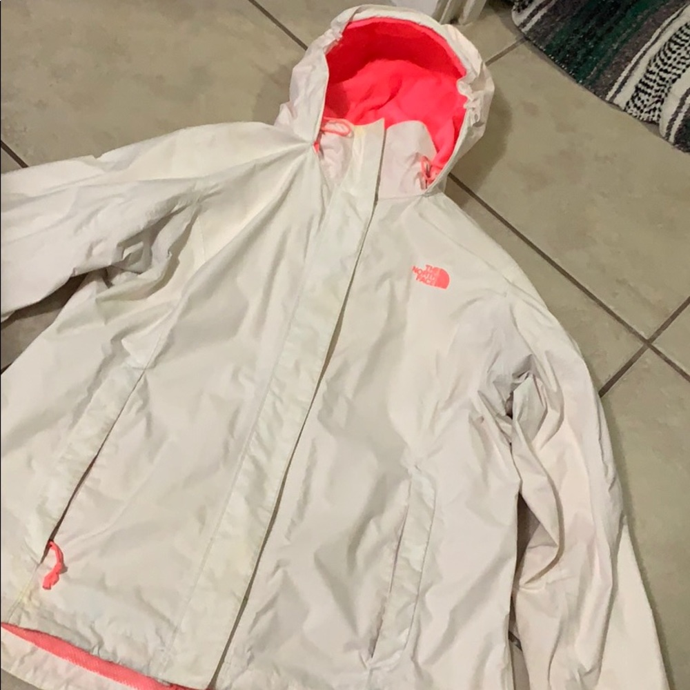 Women’s North Face Rain Jacket!!